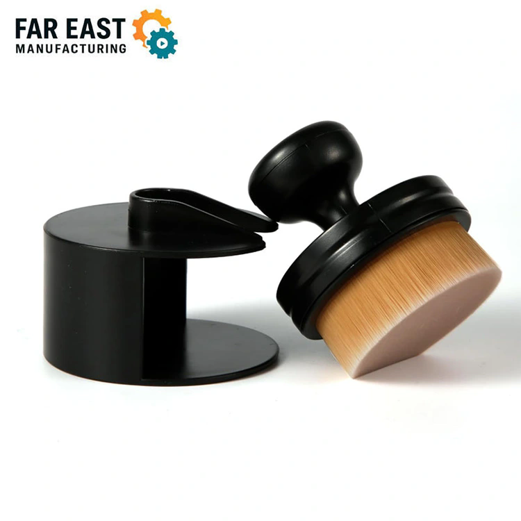 In che modo una spazzola per la pulizia dei dettagli dell'auto migliora i risultati di pulizia del veicolo?